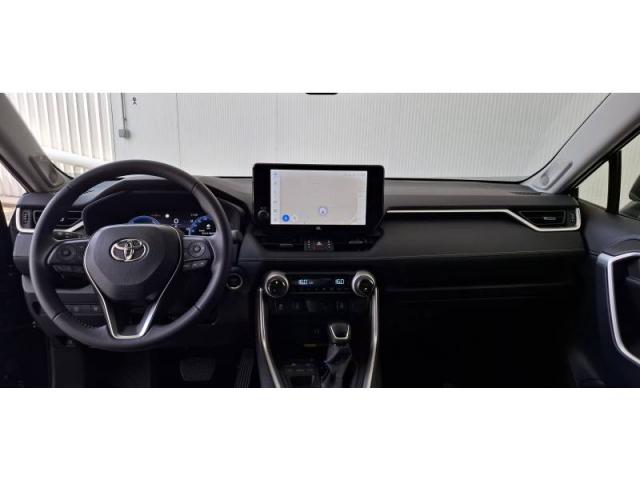 Toyota Rav4 image 5
