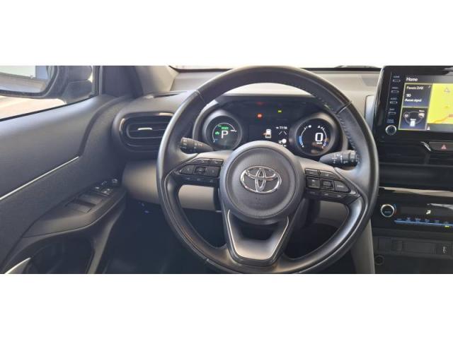Toyota Yaris image 2
