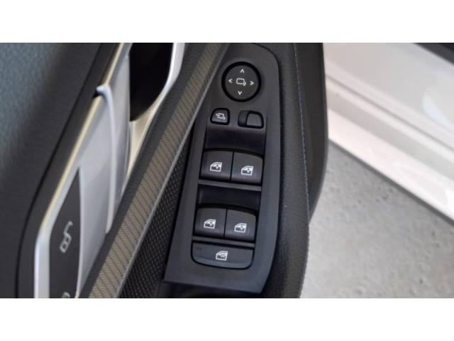 Bmw Serie 2 image 9