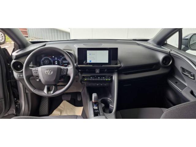 Toyota C-Hr image 2
