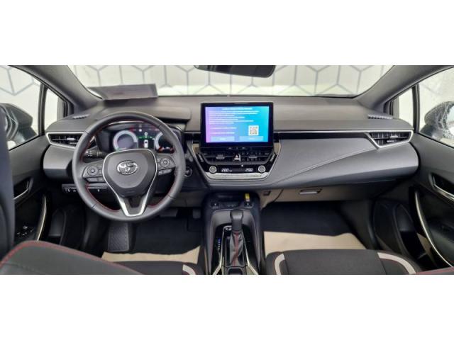 Toyota Corolla image 5
