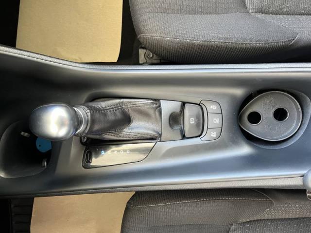 Toyota C-Hr image 4