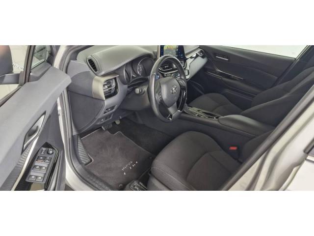 Toyota C-Hr image 4