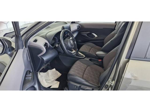 Toyota Yaris image 3