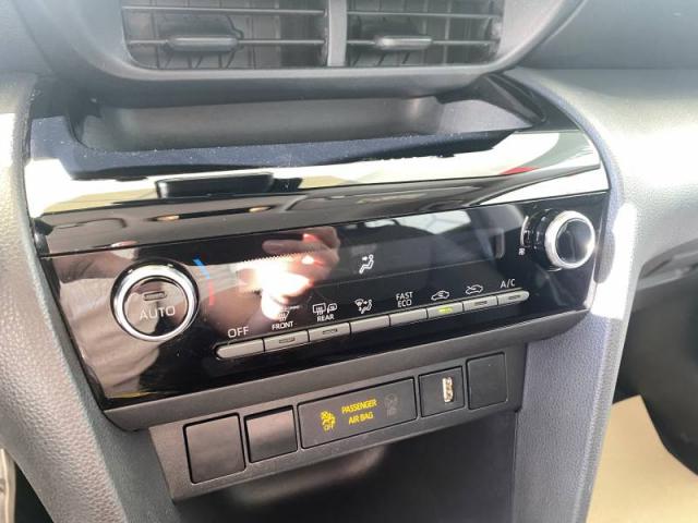 Toyota Yaris image 7