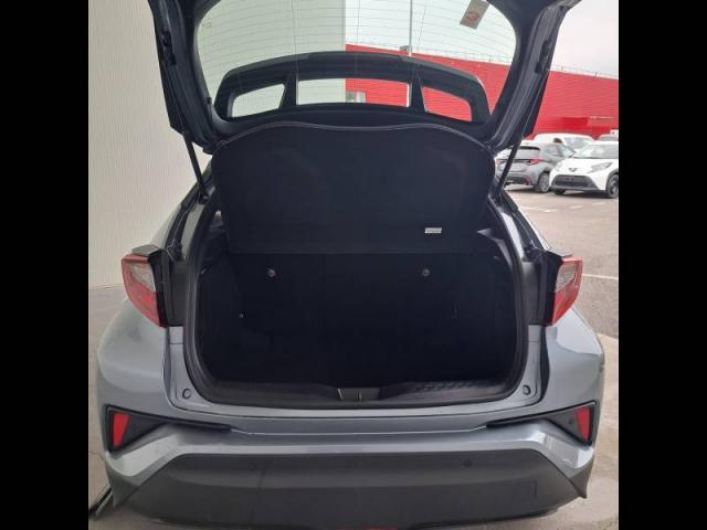 Toyota C-Hr image 5