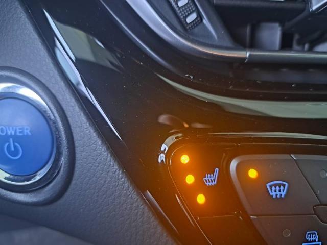 Toyota C-Hr image 4