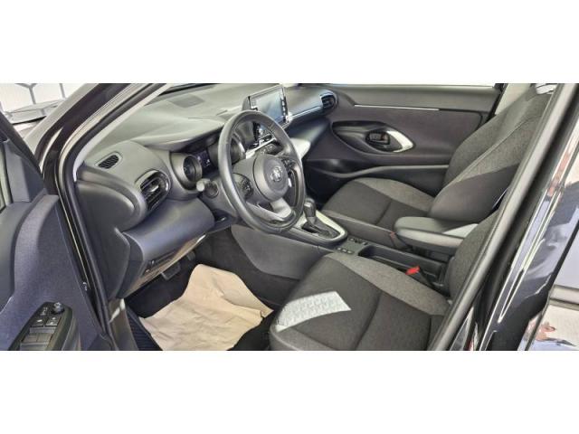 Toyota Yaris image 5