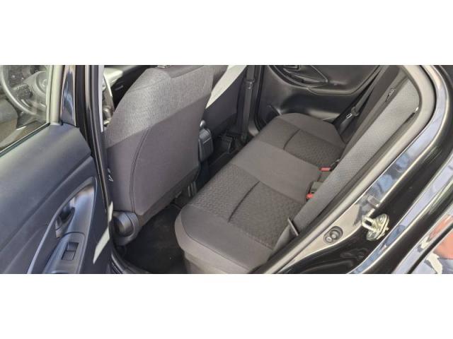 Toyota Yaris image 2