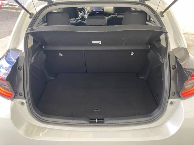 Toyota Yaris image 3