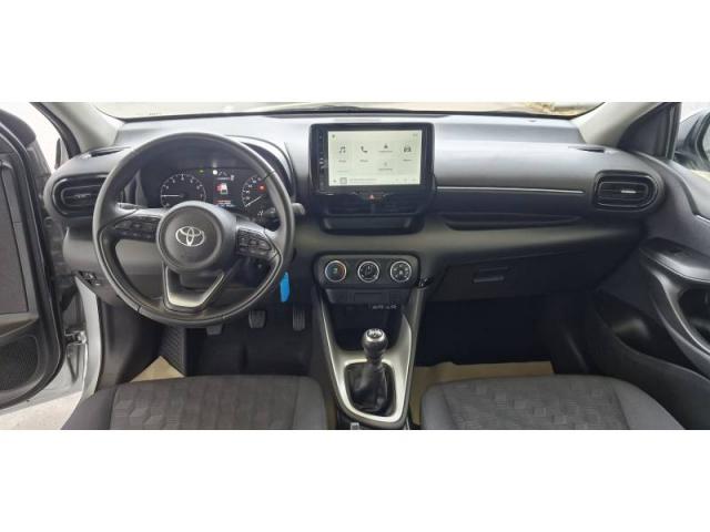 Toyota Yaris image 6