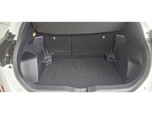 Toyota Yaris image 8