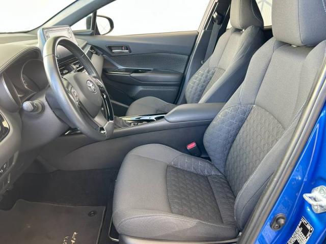 Toyota C-Hr image 1