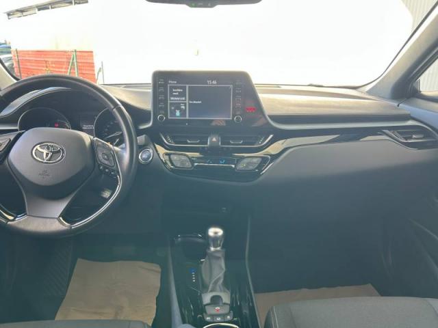 Toyota C-Hr image 4