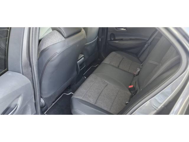 Toyota Corolla image 8