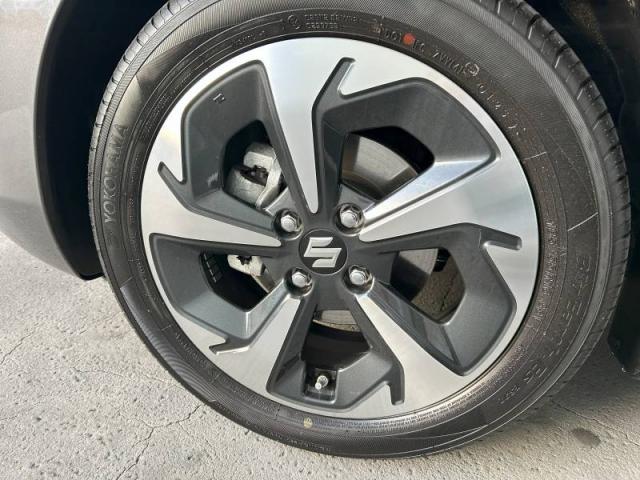 Suzuki Swift image 7