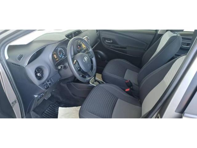 Toyota Yaris image 9
