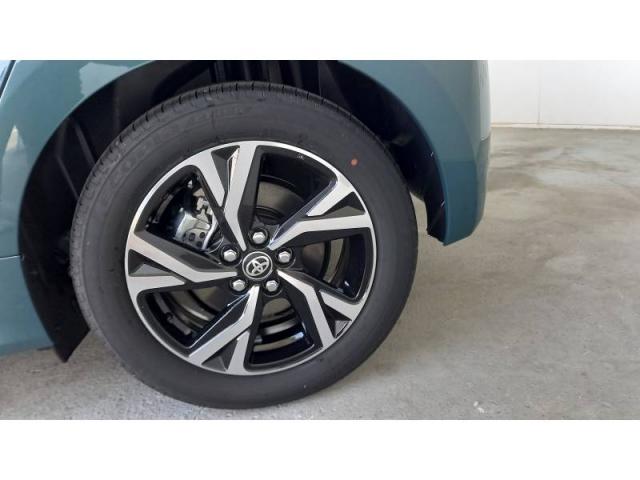 Toyota Yaris image 2