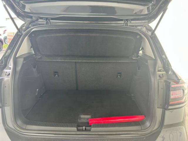 Volkswagen T-Cross image 2
