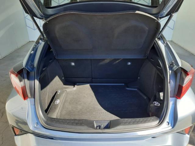 Toyota C-Hr image 5