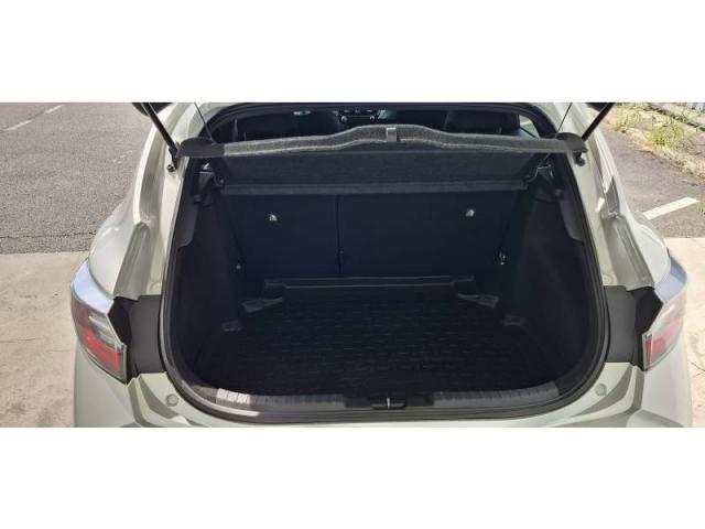 Toyota Corolla image 8