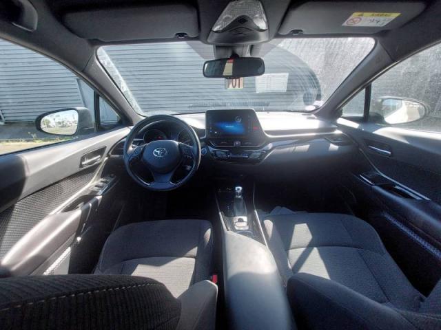 Toyota C-Hr image 7