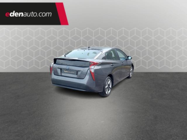 Toyota Prius image 9