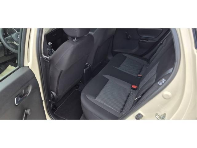 Nissan Micra image 6