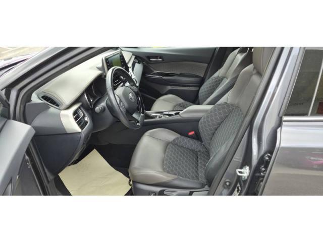 Toyota C-Hr image 5