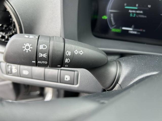 Toyota C-Hr image 5