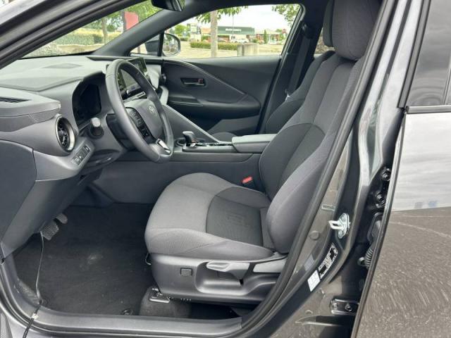 Toyota C-Hr image 4