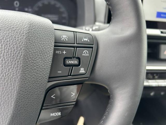 Toyota C-Hr image 8