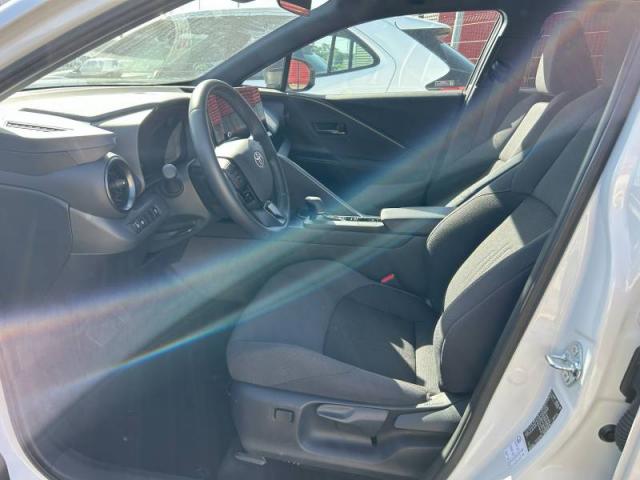 Toyota C-Hr image 5