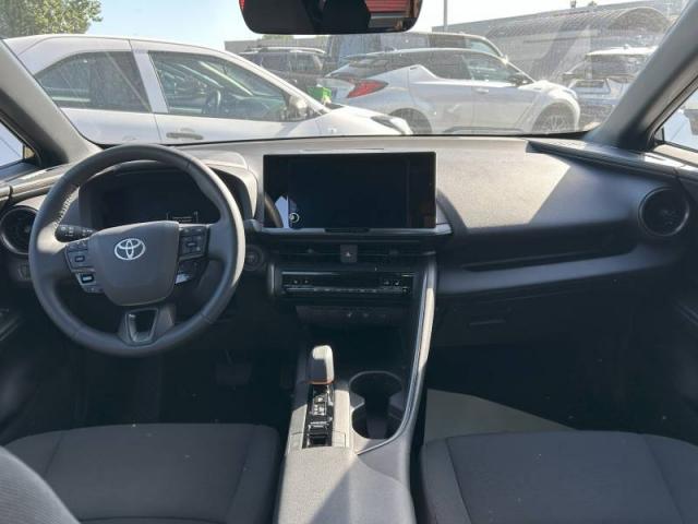 Toyota C-Hr image 9