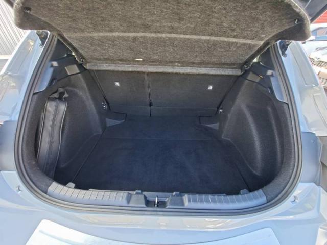 Toyota Corolla image 8