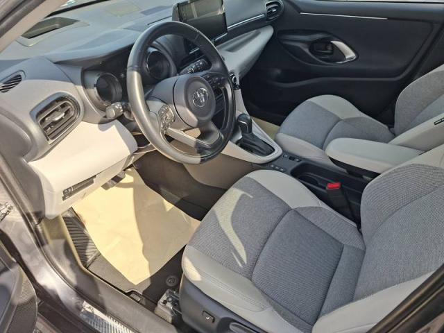 Toyota Yaris image 8