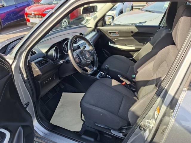 Suzuki Swift image 8