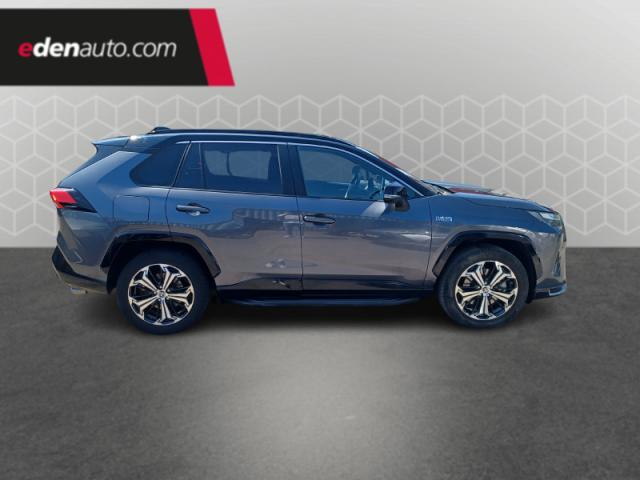 Toyota Rav4 image 8