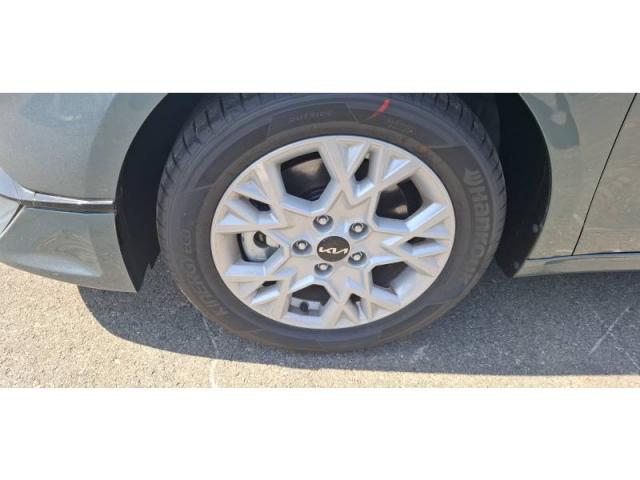 Kia Ceed image 7