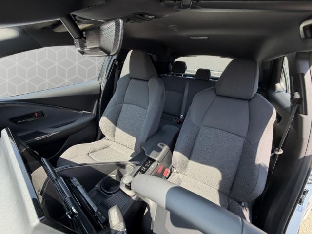 Toyota C-Hr image 9