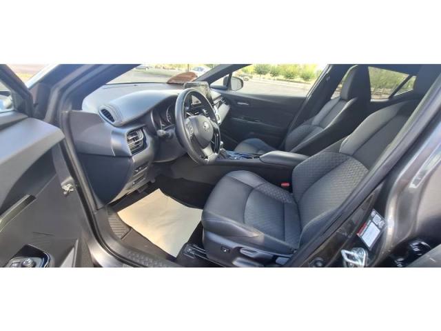 Toyota C-Hr image 5