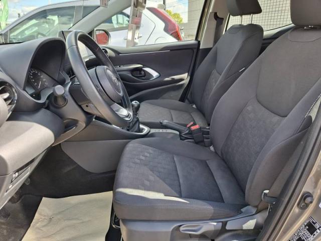 Toyota Yaris image 2