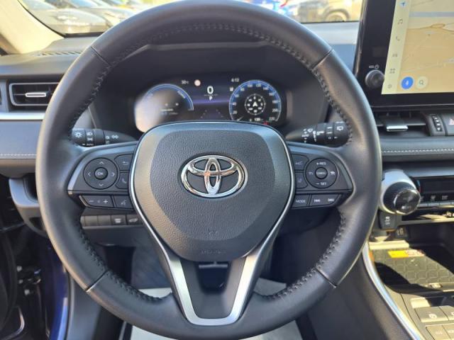 Toyota Rav4 image 1
