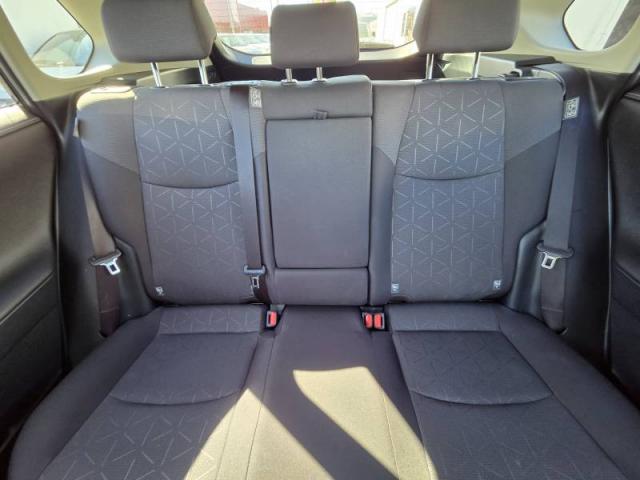 Toyota Rav4 image 2