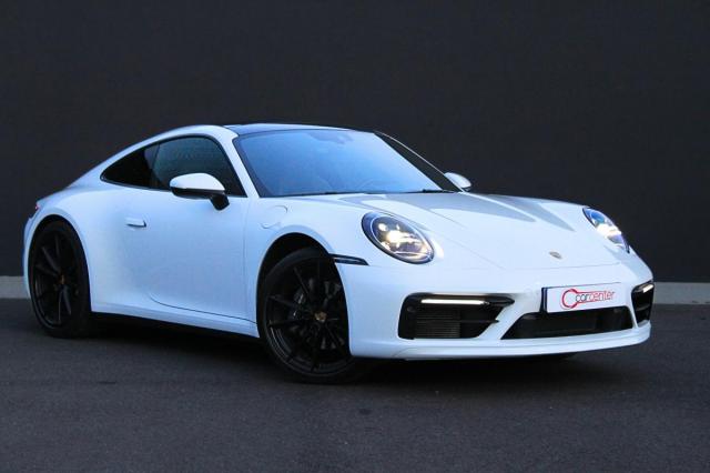 Porsche 911 image 8