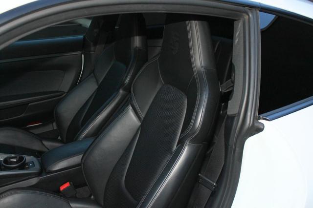 Porsche 911 image 6