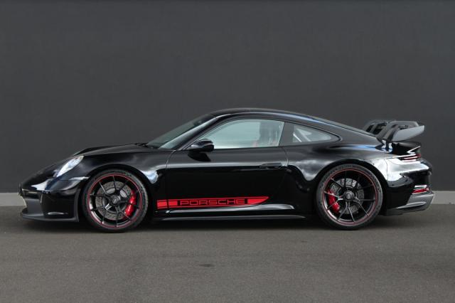 Porsche 911 image 1
