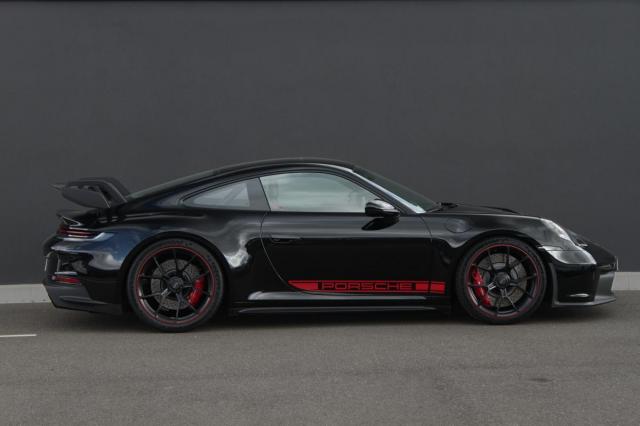 Porsche 911 image 6
