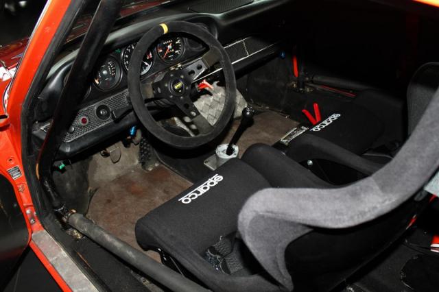 Porsche 911 image 2