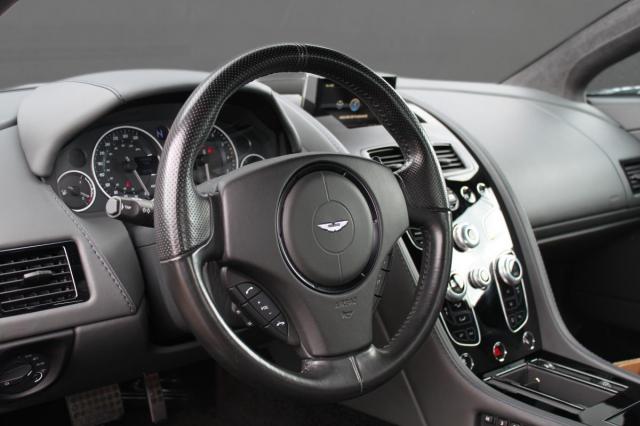 Aston Martin V12 Vantage image 6